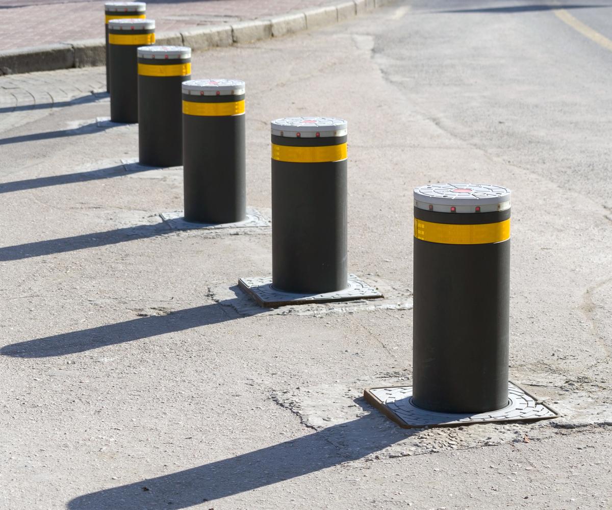 Industrial Security Barriers | Electric Bollards